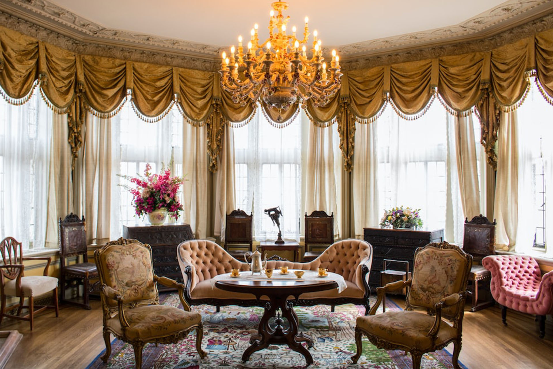 Ankara İkinci El Klasik Eskitme Salon Takımı Alanlar